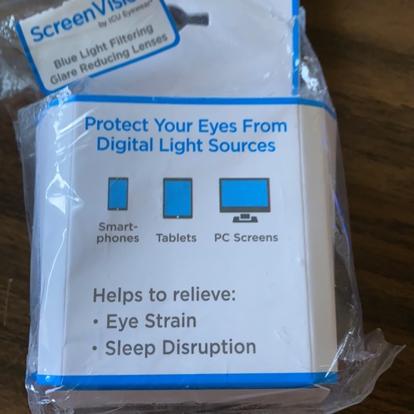 Blue Light Filtering Glare Reducing Lenses - Picture 6 of 8